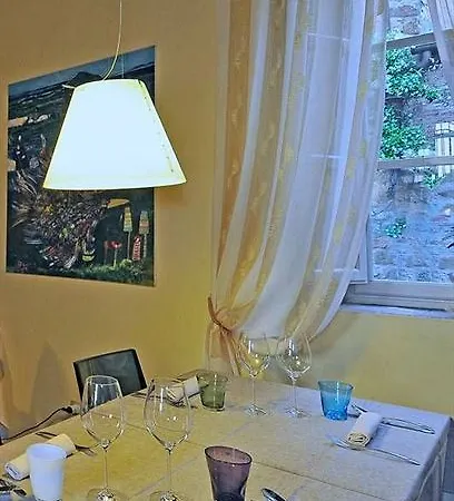 Guest house Suite Accommodation 2*